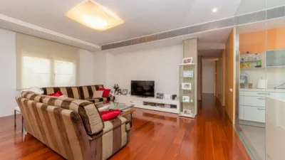 Piso en venta en Gran Via de les Germanies, Russafa (Distrito L'Eixample. València Capital) de 1.250.000 €