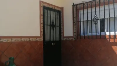 Chalet on Urb. Cañada Baja Street photo 3