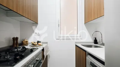 Piso en alquiler en Carrer del Comte Borrell, cerca de Carrer del Parlament - Imagen 4