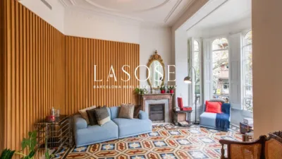 Apartamento en alquiler en Carrer del Rosselló, cerca de Carrer de Bailèn - Imagen 2