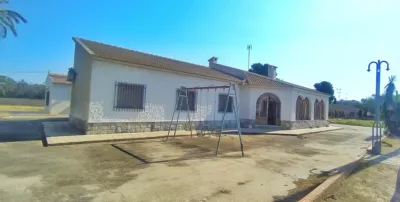 Chalet on Calle Llano San Jose, No. 3102 photo 3
