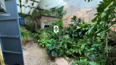 Chalet on Carrer de Santa Anna photo 2