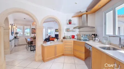 Single-family home in Barranco Parra photo 11