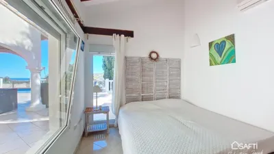 Single-family home in Barranco Parra photo 32