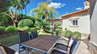 Single-family home in Barranco Parra photo 35
