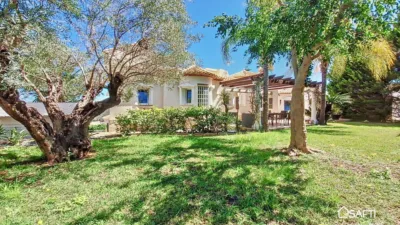 Single-family home in Barranco Parra photo 38