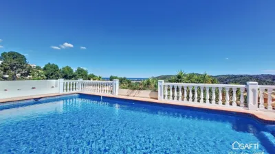 Single-family home in Barranco Parra photo 3