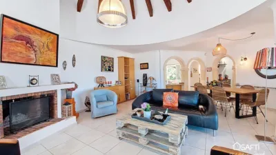 Single-family home in Barranco Parra photo 8