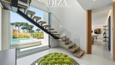 Duplex on Avenida de Luis García Cereceda photo 16