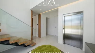 Duplex on Avenida de Luis García Cereceda photo 17