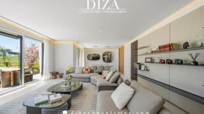 Duplex on Avenida de Luis García Cereceda photo 8