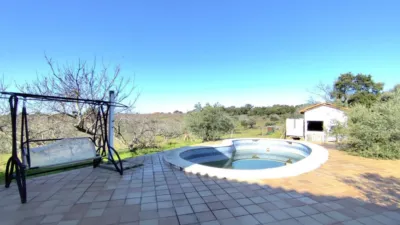 House in Centre photo 2
