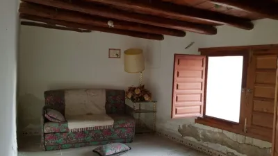 House in the Centre photo 3