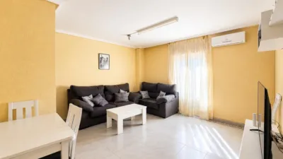 Penthouse on Calle de Santa María photo 7