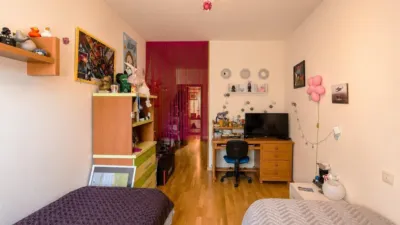 Flat for sale on Calle de Julián Besteiro photo 13