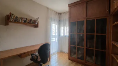 Flat for sale on Calle de Julián Besteiro photo 17