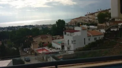 Chalet en venta en Carrer dels Estats Units, Segur de Calafell (Calafell) de 310.000 €