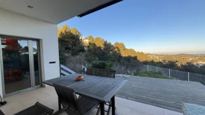 Chalet on Carrer de Saturn photo 15