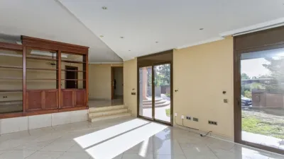 Chalet on Avinguda de l'Aragai photo 5