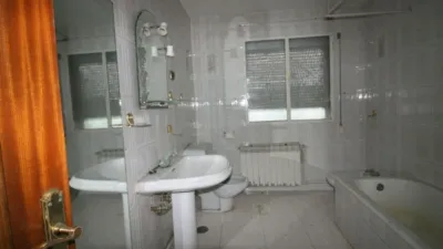 Chalet en venta en Calle Sevilla, 36, Lanzahíta de 87.000 €