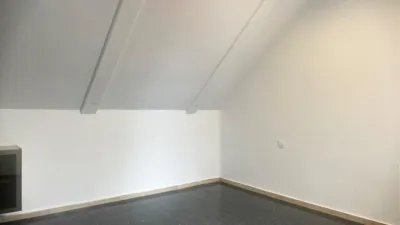 Dúplex en alquiler en Asunción - Adolfo Suárez, Los Remedios (Distrito Los Remedios. Sevilla Capital) de 1.200 €<span>/mes</span>
