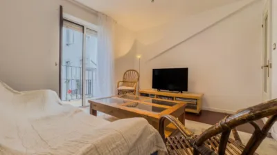 Penthouse on Calle del Marqués de Santillana photo 2