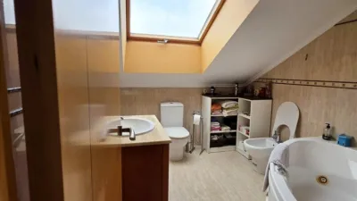 Chalet in Barrio de San Mamés Albulde photo 46
