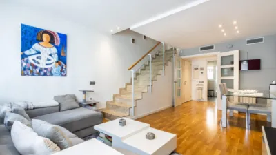 Casa en venta en Passatge de Vilanova, La Creu Alta (Sabadell) de 529.000 €