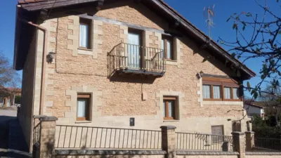 Chalet in Lezana de Mena photo 2