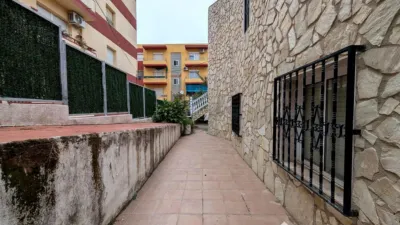 Chalet on Martínez de Ubeda Street photo 4