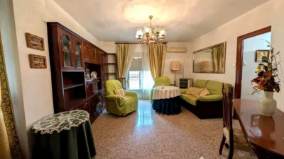 Chalet on Martínez de Ubeda Street photo 9