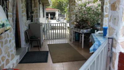 Apartment on Calle Barrio Vallejuelo photo 13