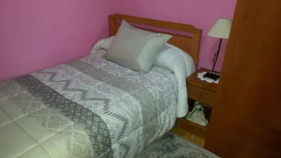 Apartment on Calle Barrio Vallejuelo photo 28