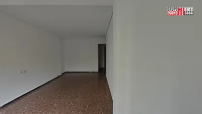 Flat in Ensanche photo 12