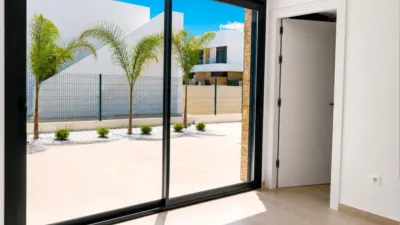 Casa – Los Montesinos - Més
