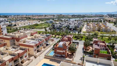 Pis – Orihuela, Urbanización Monte Cenia - Torre Cenia, Urbanización La Zenia II - Vista 3