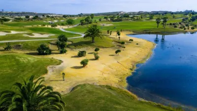 Chalet en venta en Vistabella Golf, Orihuela Pedanías (Orihuela) de 469.900 €