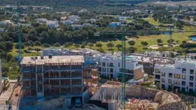 Apartamento en Las Colinas Golf photo 7