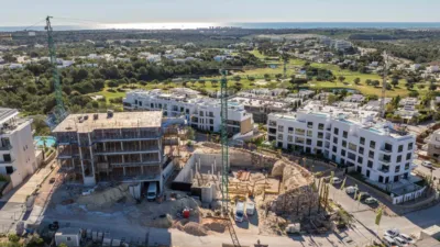 Apartamento en Las Colinas Golf photo 8