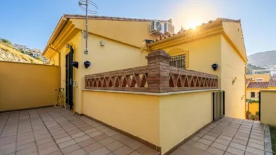 Semi-detached house on Calle Jabea photo 13