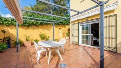 Semi-detached house on Calle Jabea photo 7