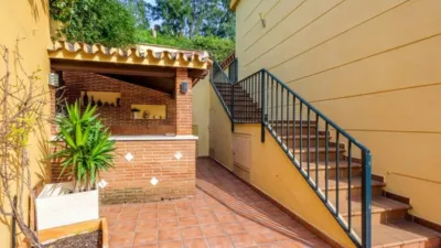 Semi-detached house on Calle Jabea photo 10