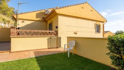 Semi-detached house on Calle Jabea photo 12