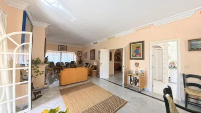 Chalet on Calle Anibal photo 18