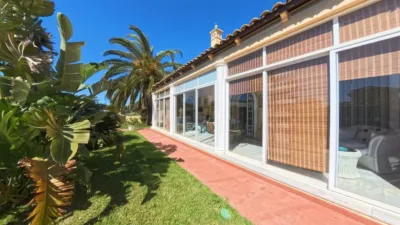 Chalet on Calle Anibal photo 4