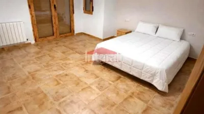 Casa adosada en venta en La Gineta - Vista 4