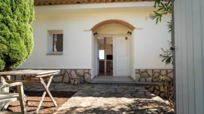 Casa en Carrer de la Vall de Bianya photo 17