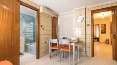 Apartment in Plaza Barcelona photo 2