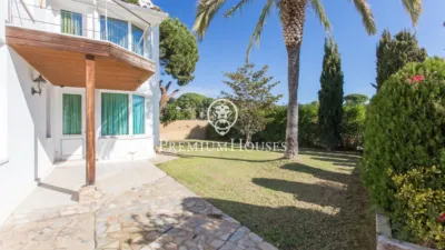 House in La Montgoda photo 2