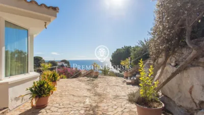 House in La Montgoda photo 3